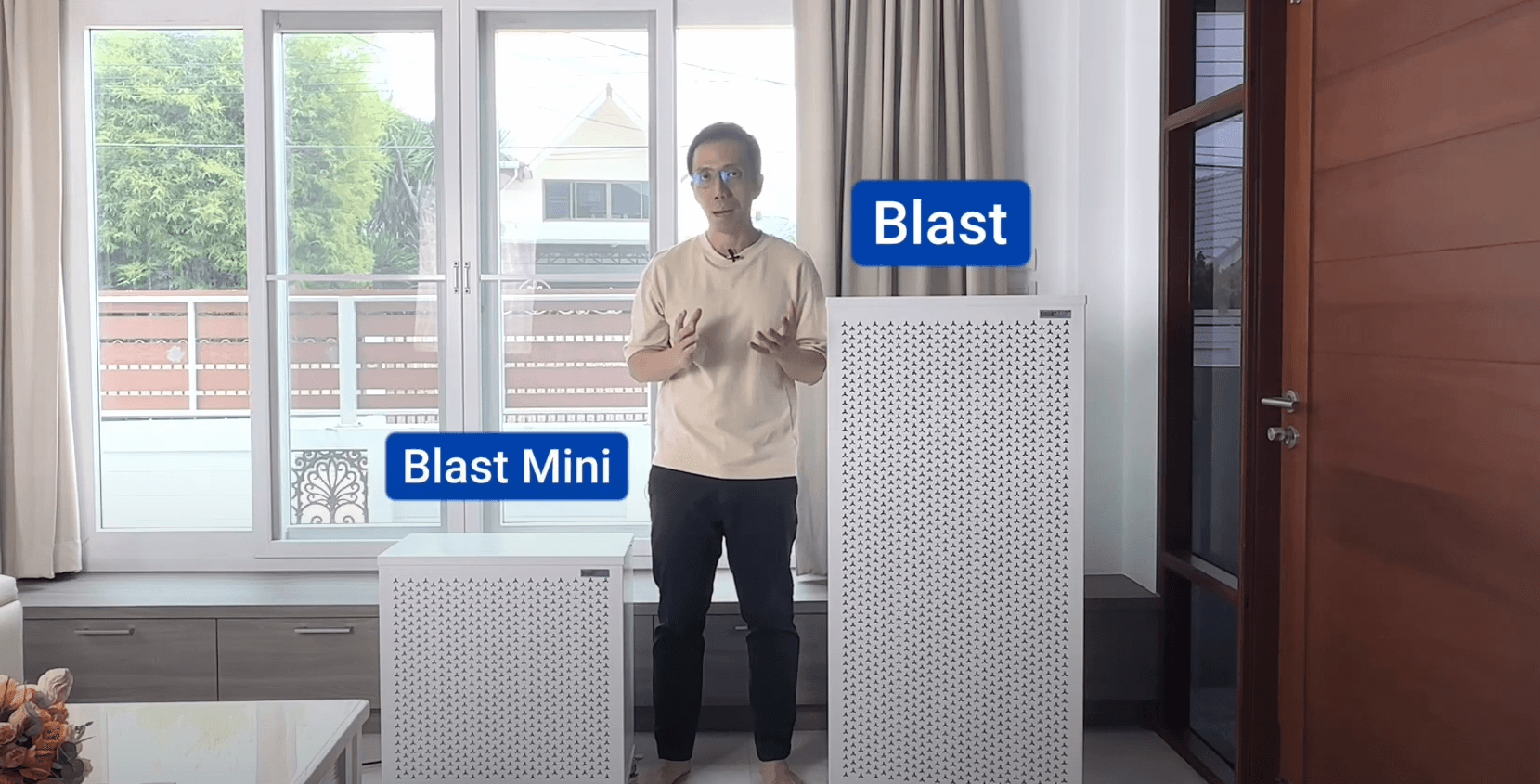 a guy reviewing Blast and Blast mini air purifier