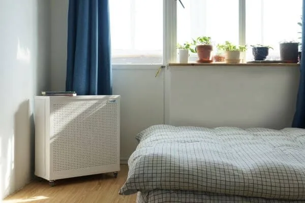 blast mini in a bedroom